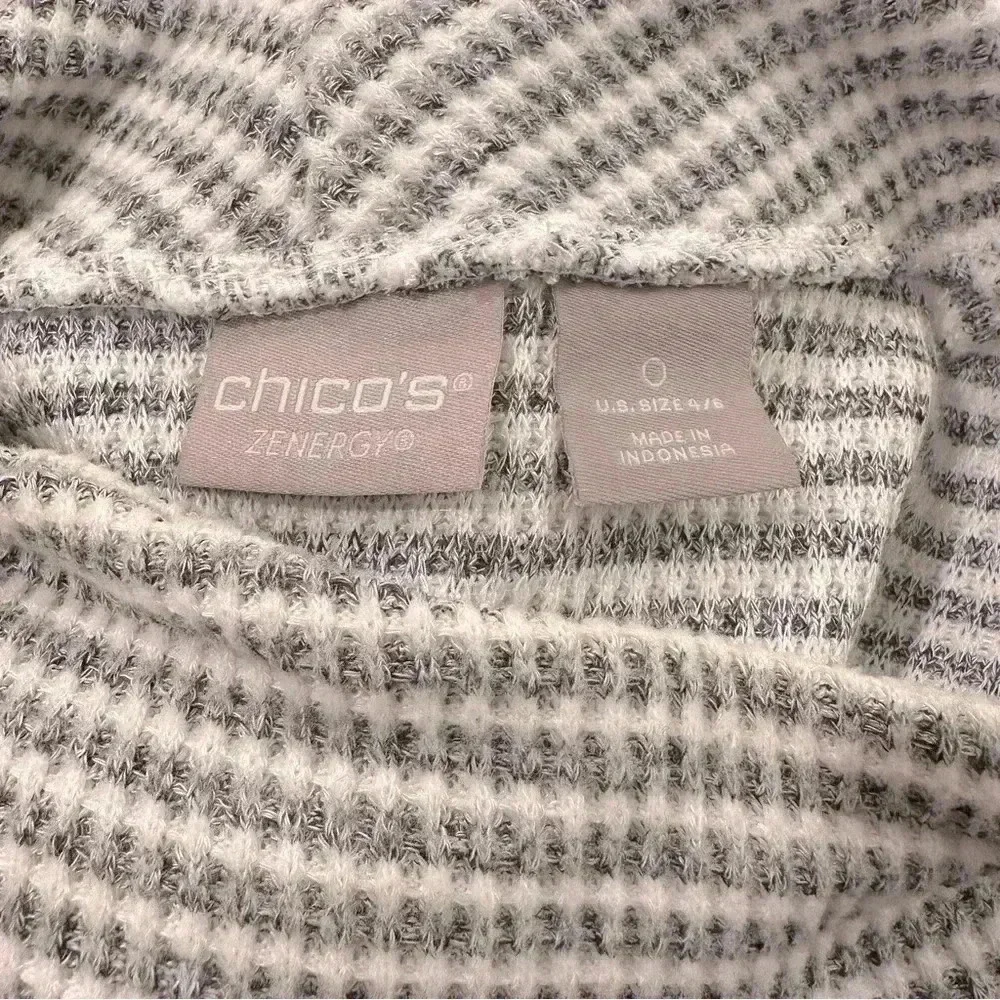 Chicos Sweater Womens 0 US 4/6 Gray Striped Zenergy Knit Sleeveless Mock Neck​​